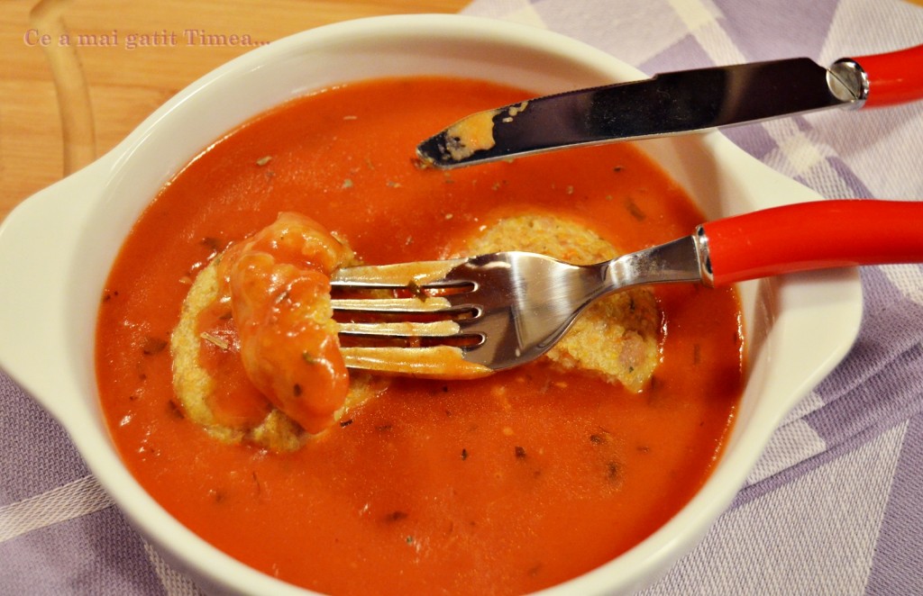 sos de rosii cu chiftele