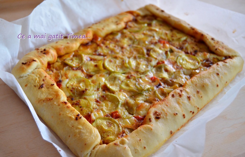 Placinta cu branza si dovlecel