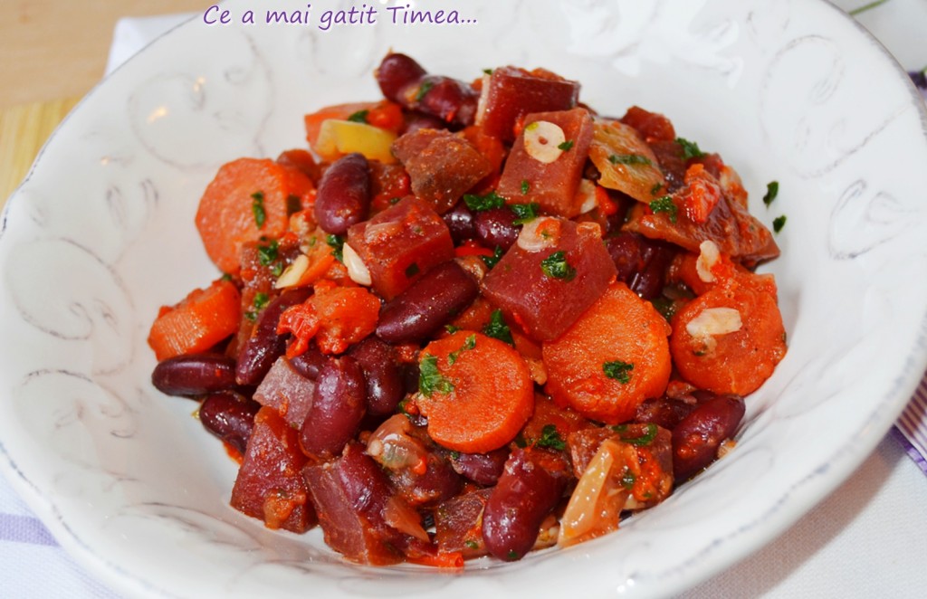 Mancare de sfecla cu legume la Crock Pot 1