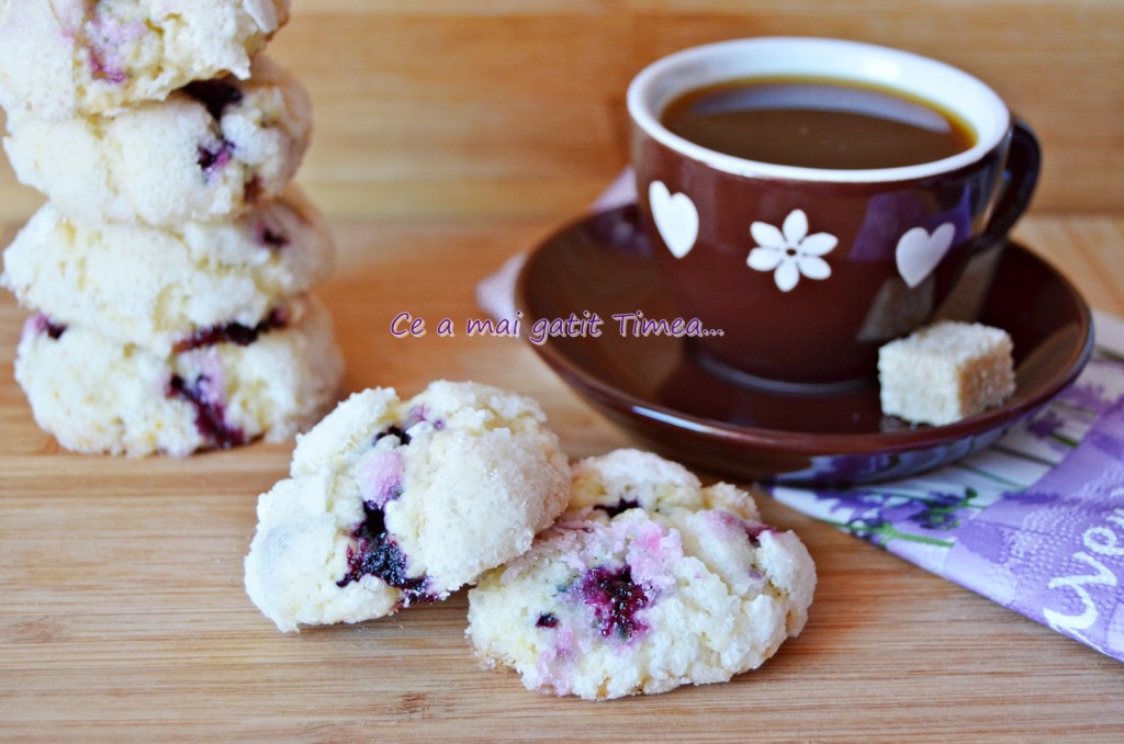 fursecuri cu lamaie si afine