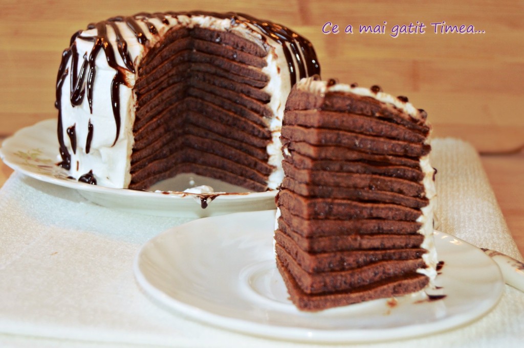 tort de clatite cu ciocolata