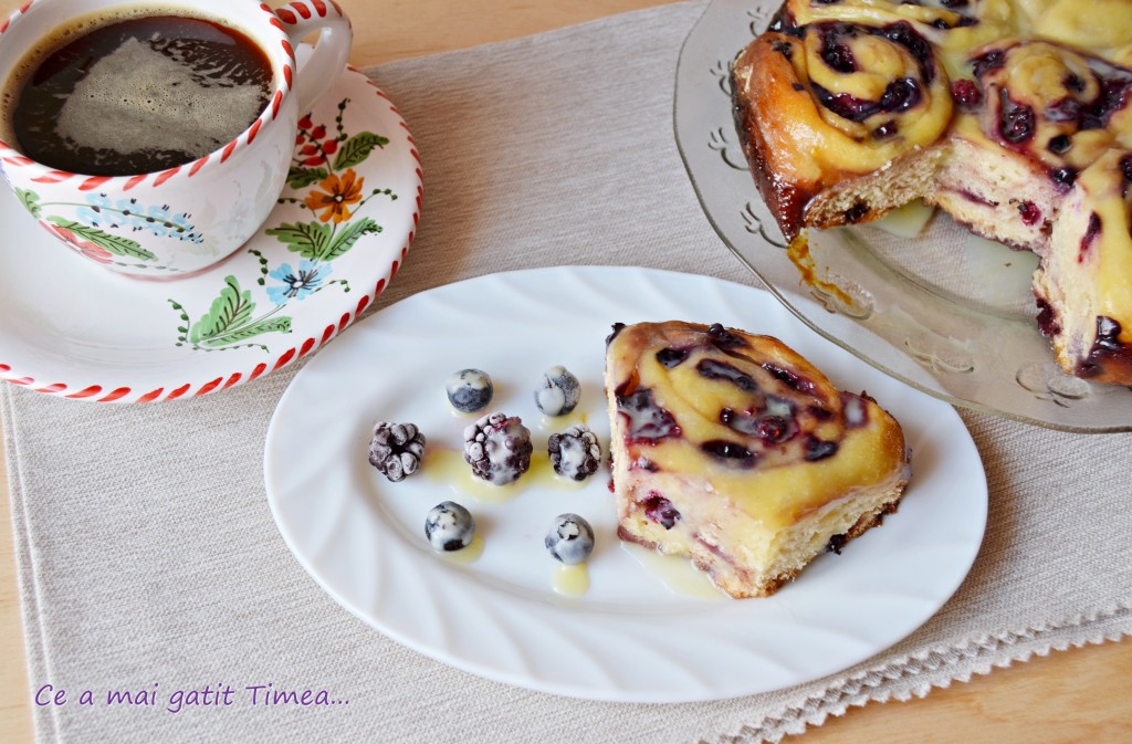 Melcisori cu fructe de padure 2