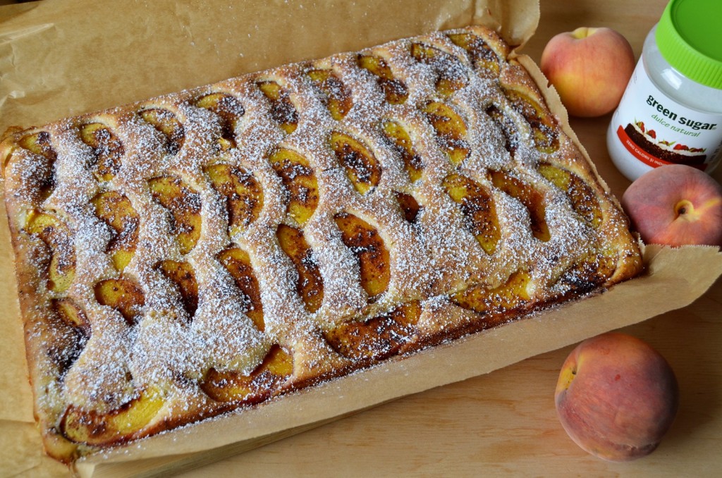 mod de preparare prajitura cu piersici si scortisoara 3