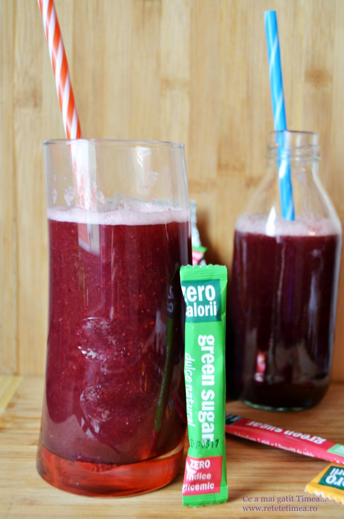 suc cu mure si capsuni 1