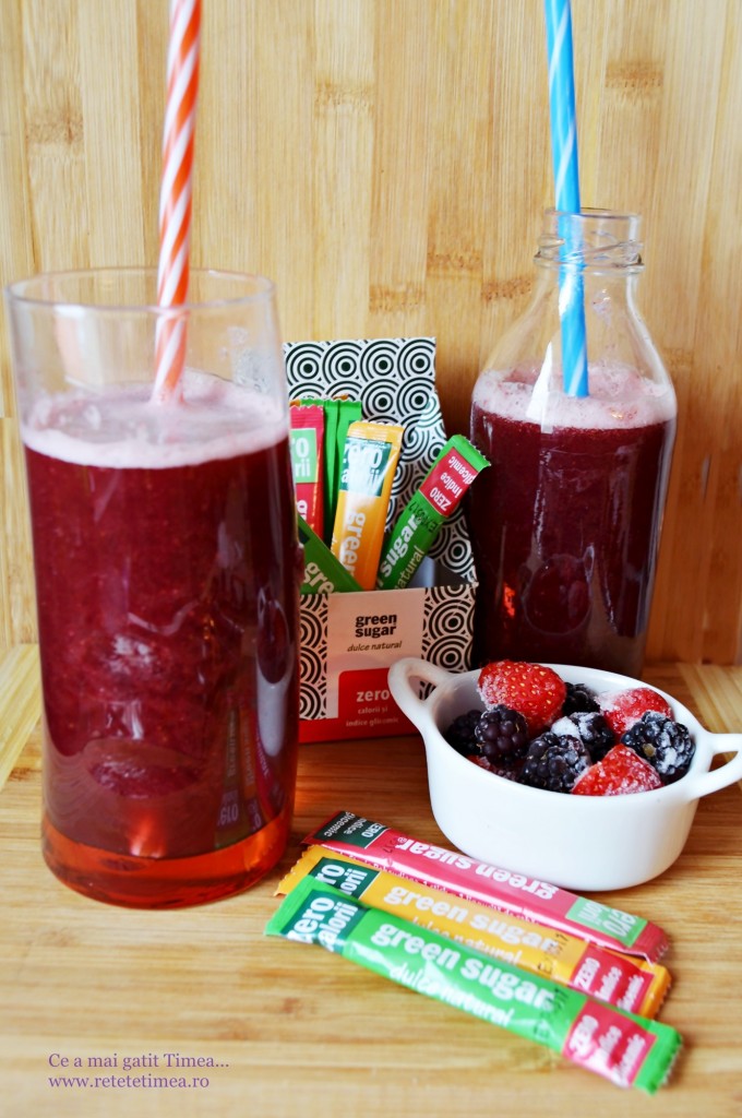 suc cu mure si capsuni 4