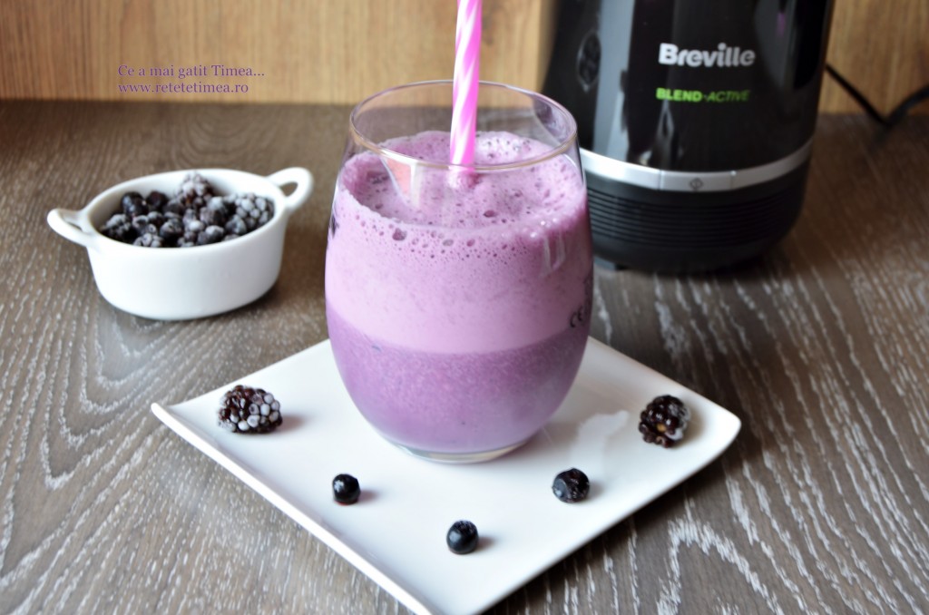 milkshake cu mure si afine 1