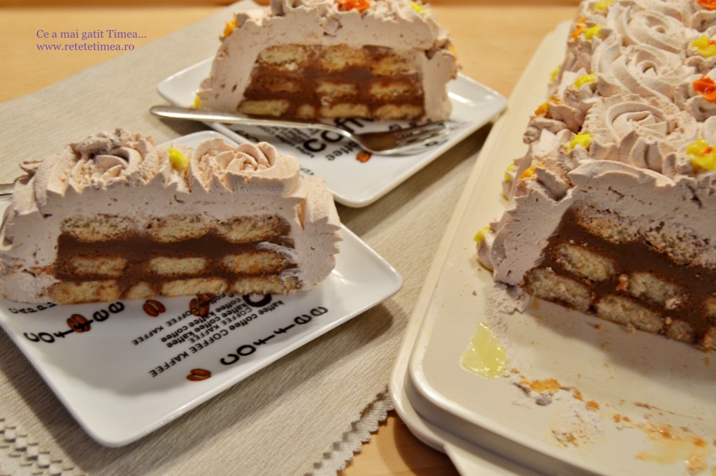 tort de piscoturi cu ciocolata 2