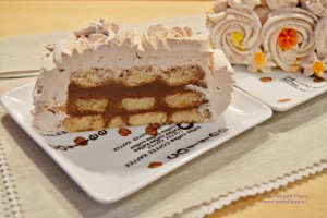 tort de piscoturi cu ciocolata 3