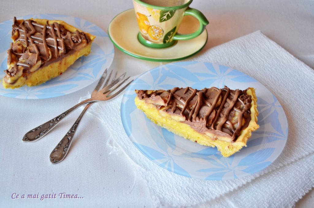 tarta cu crema de vanilie si banane 6